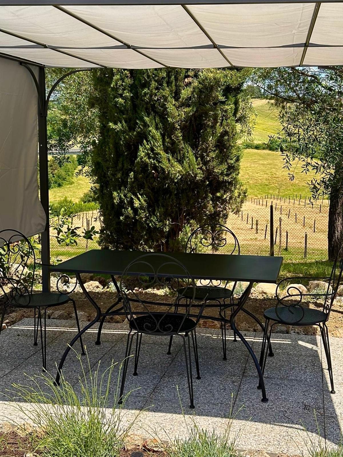 Agriturismo La Terrazza Sul Mangia Siena Exteriör bild